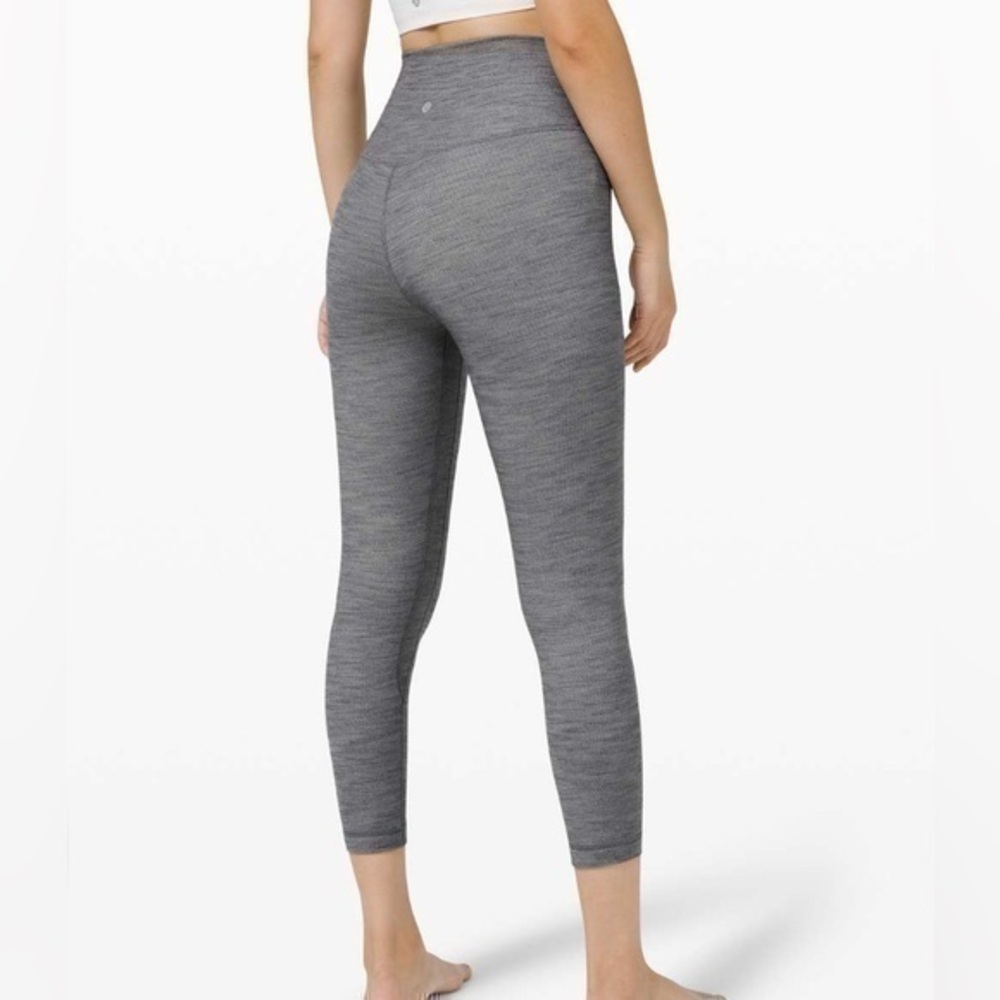 Lululemon Align Highwaisted Crop Leggings
